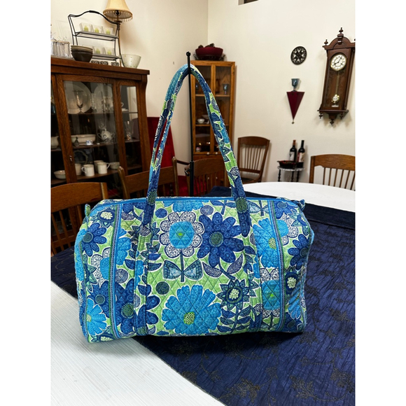 Vera Bradley Blue Green Floral Quilted Travel Bag One Size - Picture 3 of 10
